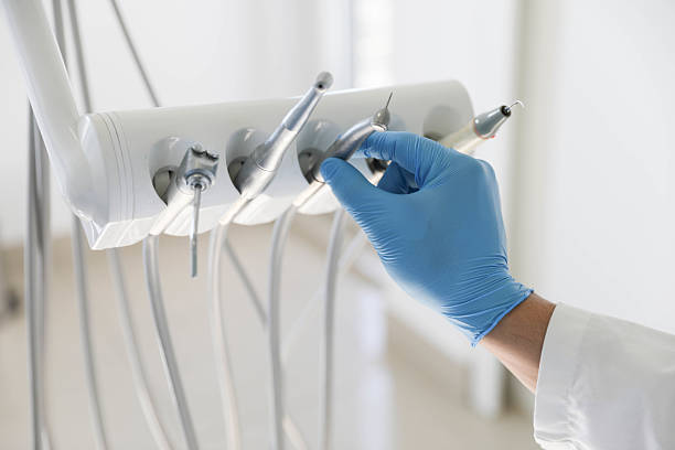 Professional Tooth Extraction technician working in Montpelier, OH